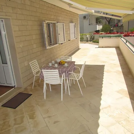 Pino Apartament