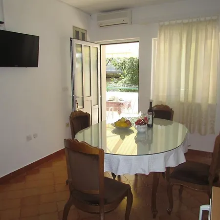Apartament Pino Makarska