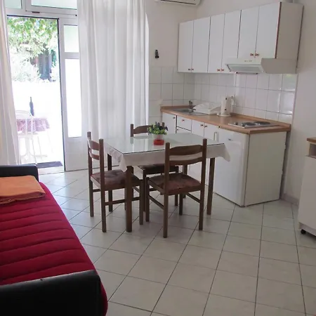 Apartament Pino