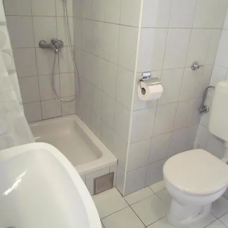 Pino Apartament Makarska